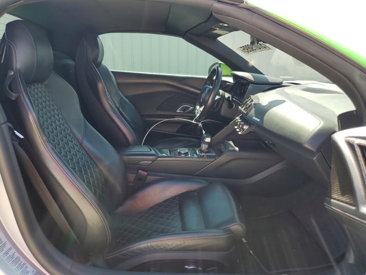2017 Audi R8 Spyder VIN: WUAVACFX5H7903923 Lot: 57079895