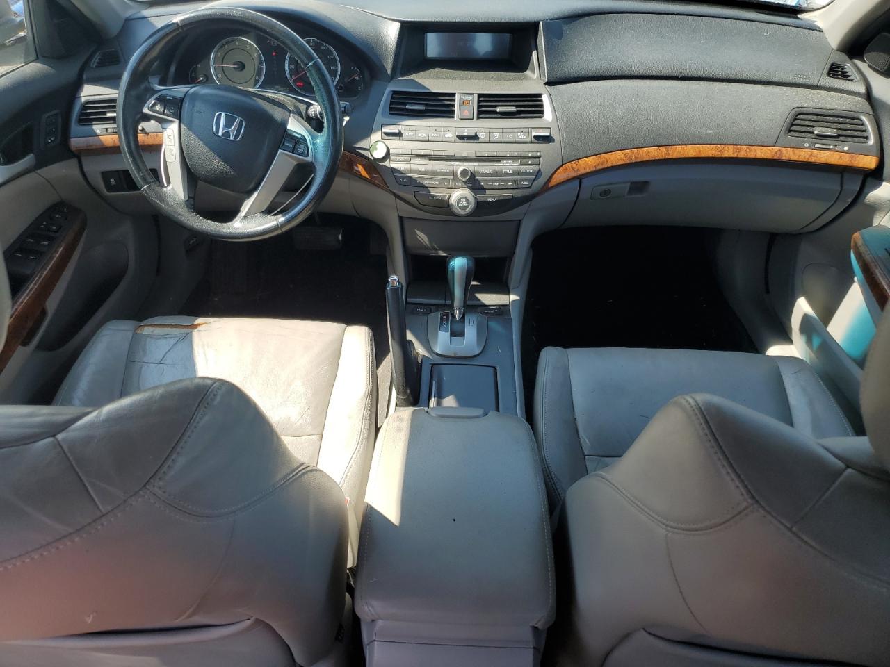 2011 Honda Accord Exl VIN: 1HGCP3F85BA003269 Lot: 59085025