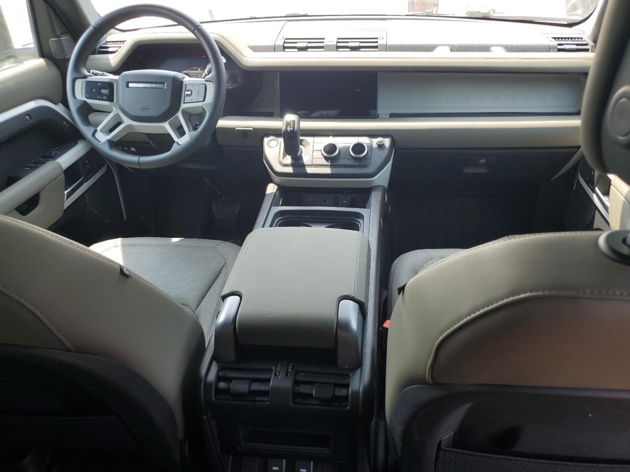 2024 Land Rover Defender 110 X-Dynamic Se VIN: SALE27EUXR2245788 Lot: 61053725