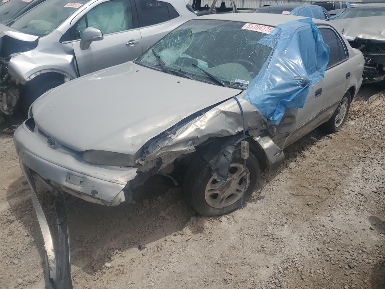 2001 Chevrolet Geo Prizm Base for Sale in Las Vegas, NV - Front End