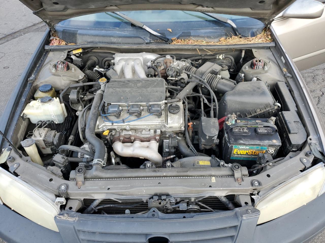 1999 Toyota Camry Le VIN: 4T1BF28K4XU083214 Lot: 62064965
