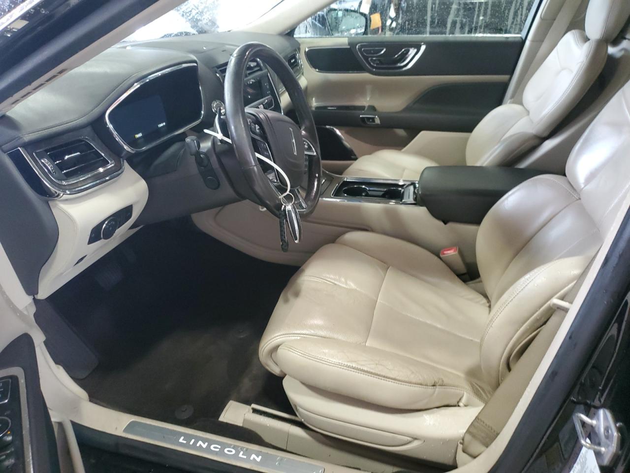 2017 Lincoln Continental Reserve VIN: 1LN6L9NP0H5602824 Lot: 61150535