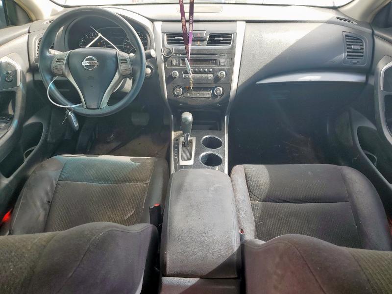 Sedans NISSAN ALTIMA 2013 Biały