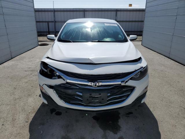  CHEVROLET MALIBU 2022 Белы