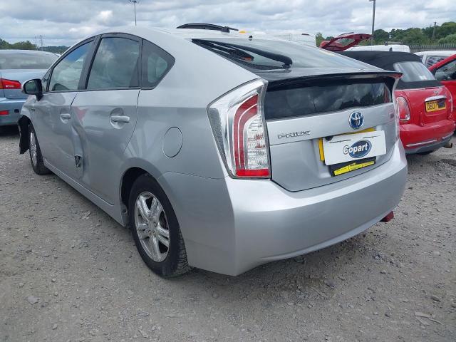 2014 TOYOTA PRIUS HYBRID 