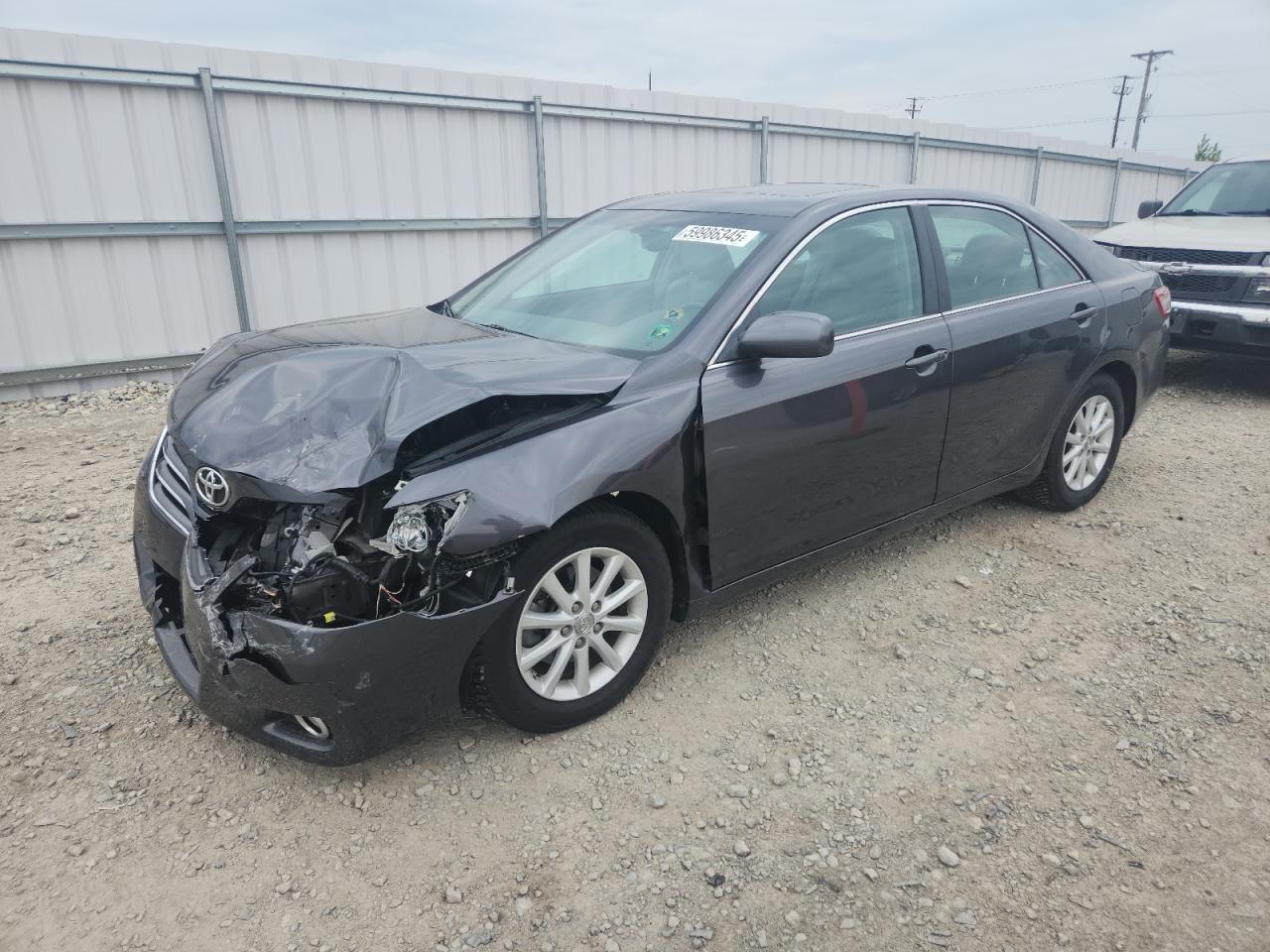 2011 Toyota Camry Base на продаже в Appleton, WI - Front End