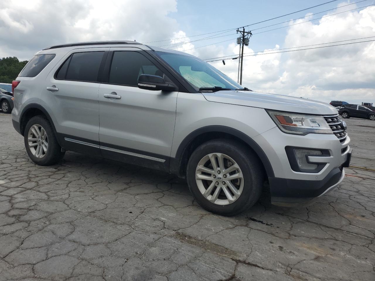 2017 Ford Explorer Xlt VIN: 1FM5K7DHXHGD49027 Lot: 63008735