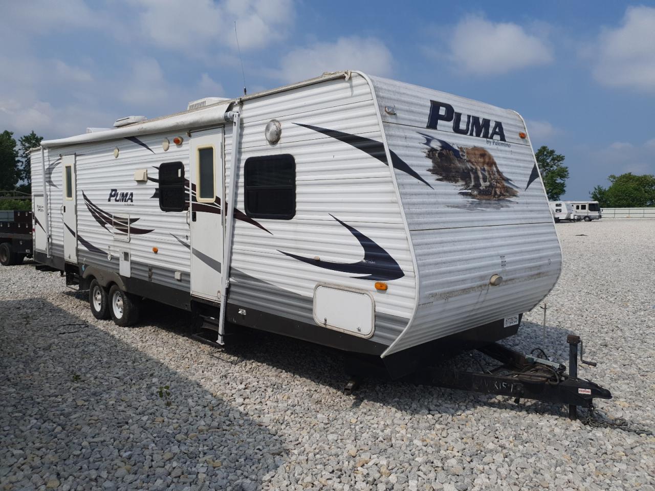 PUMA M28DB 2010 4X4TPUG26AP025382