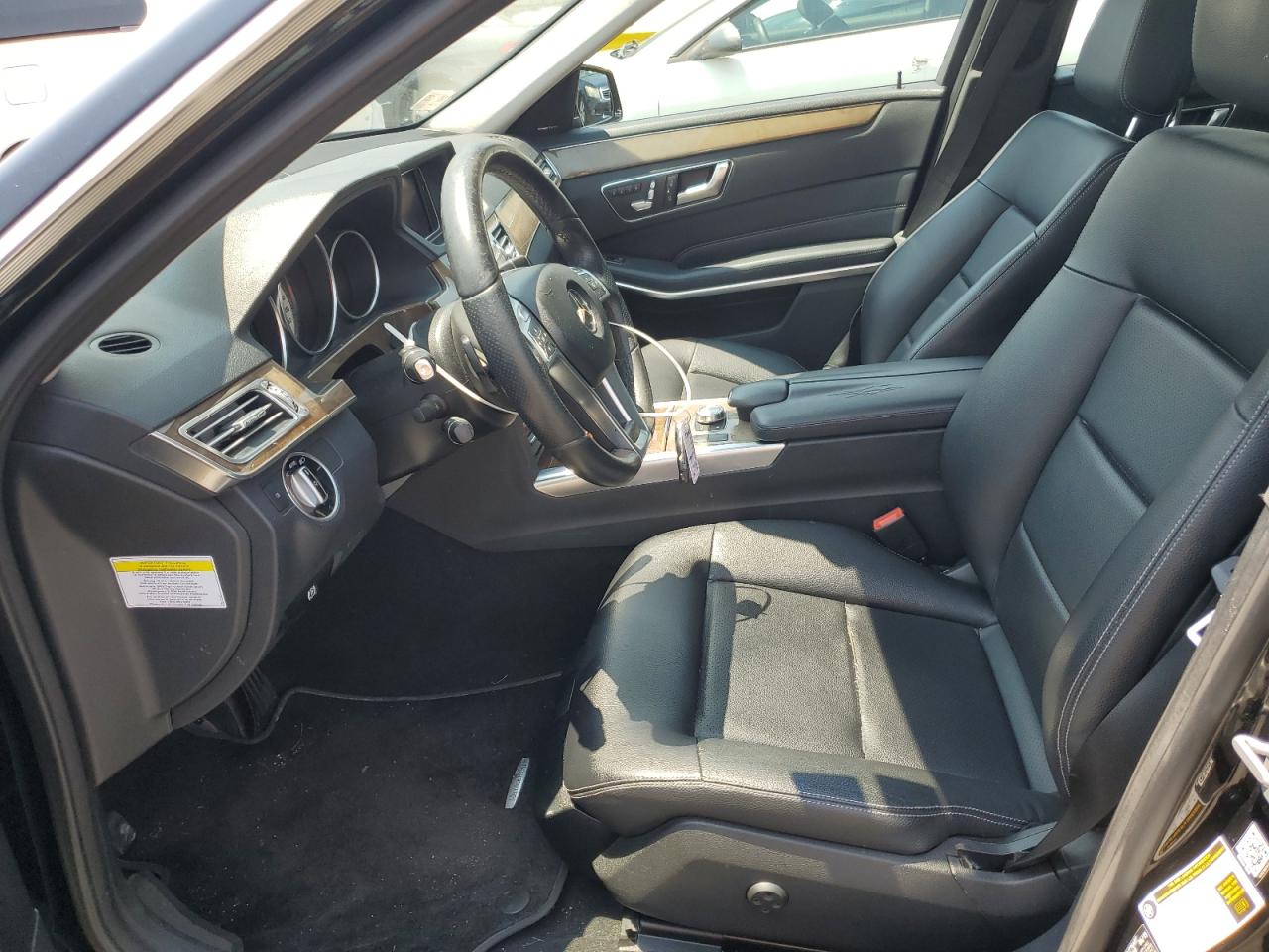 2014 Mercedes-Benz E 350 4Matic VIN: WDDHF8JB8EA899908 Lot: 59102595