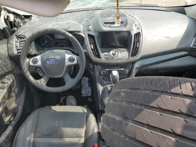  FORD ESCAPE 2016 Srebrny