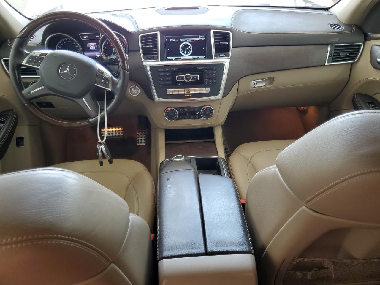 2015 Mercedes-Benz Ml 400 4Matic VIN: 4JGDA5GB0FA575779 Lot: 61943755