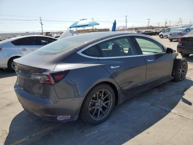  TESLA MODEL 3 2018 Szary