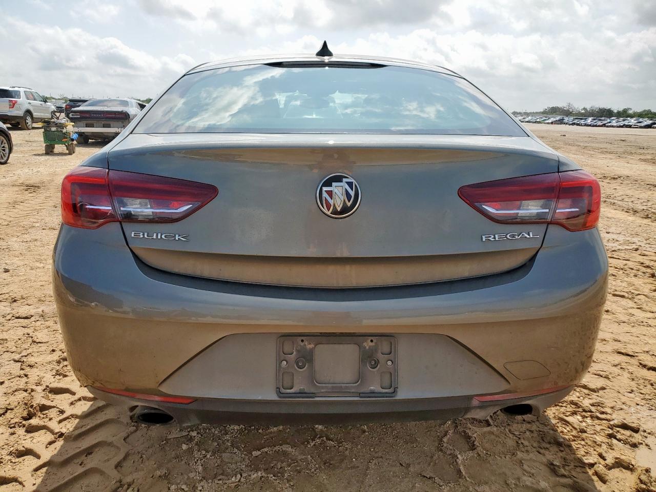 2018 Buick Regal Preferred VIN: W04GL6SX6J1110687 Lot: 60974585