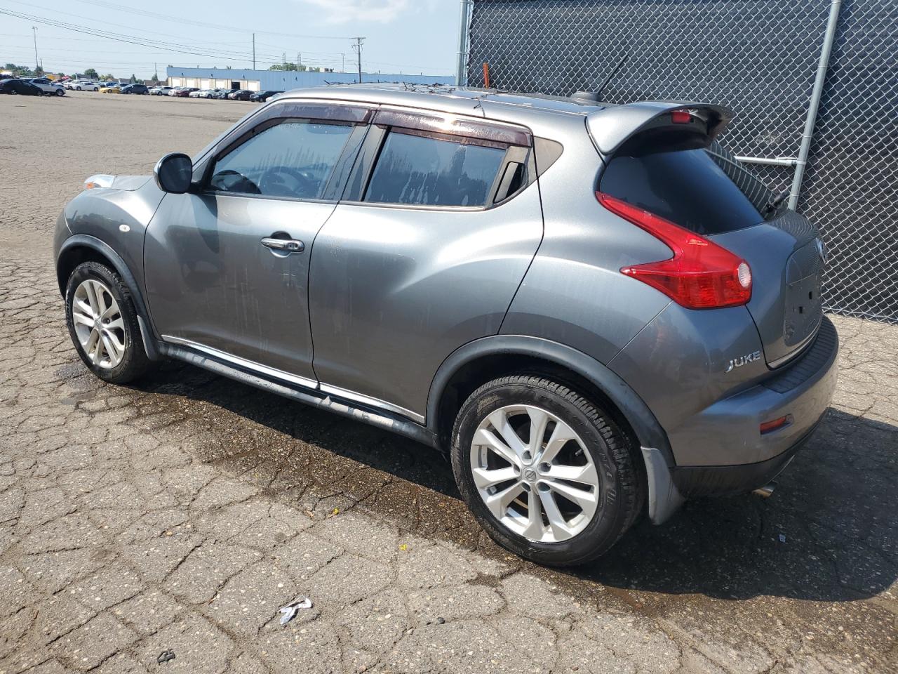 NISSAN JUKE 2012 VIN JN8AF5MV5CT109129 photo 2
