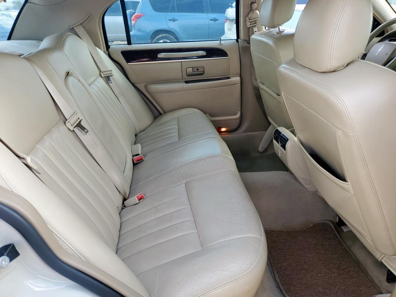 2006 Lincoln Town Car Signature VIN: 1LNHM81V66Y640509 Lot: 59220805