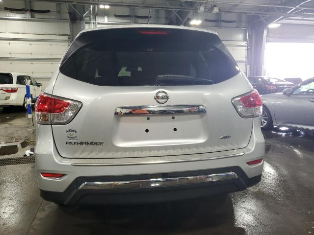  NISSAN PATHFINDER 2013 Srebrny