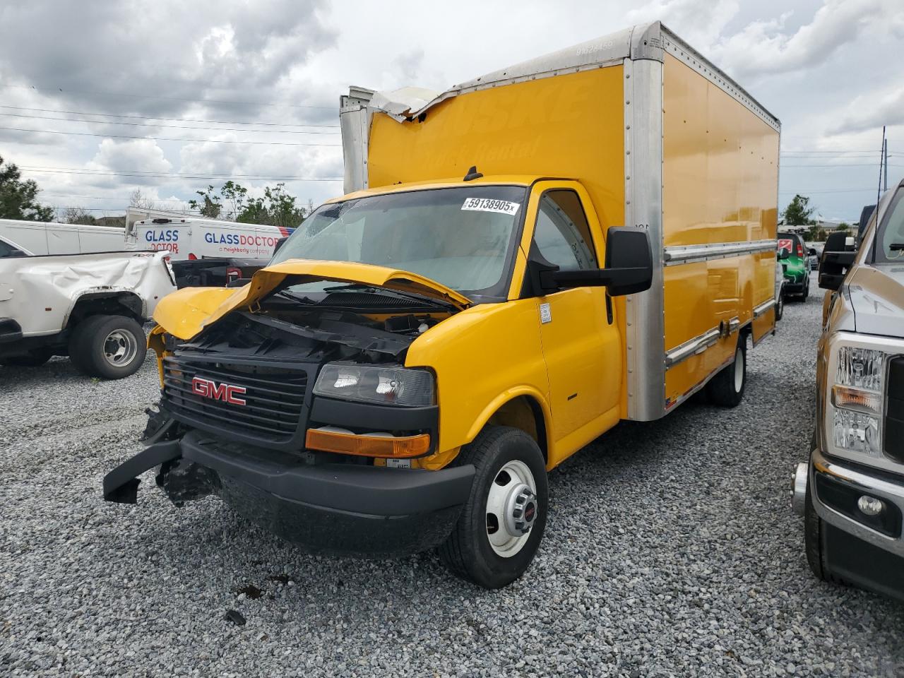 2023 GMC Savana Cutaway G3500