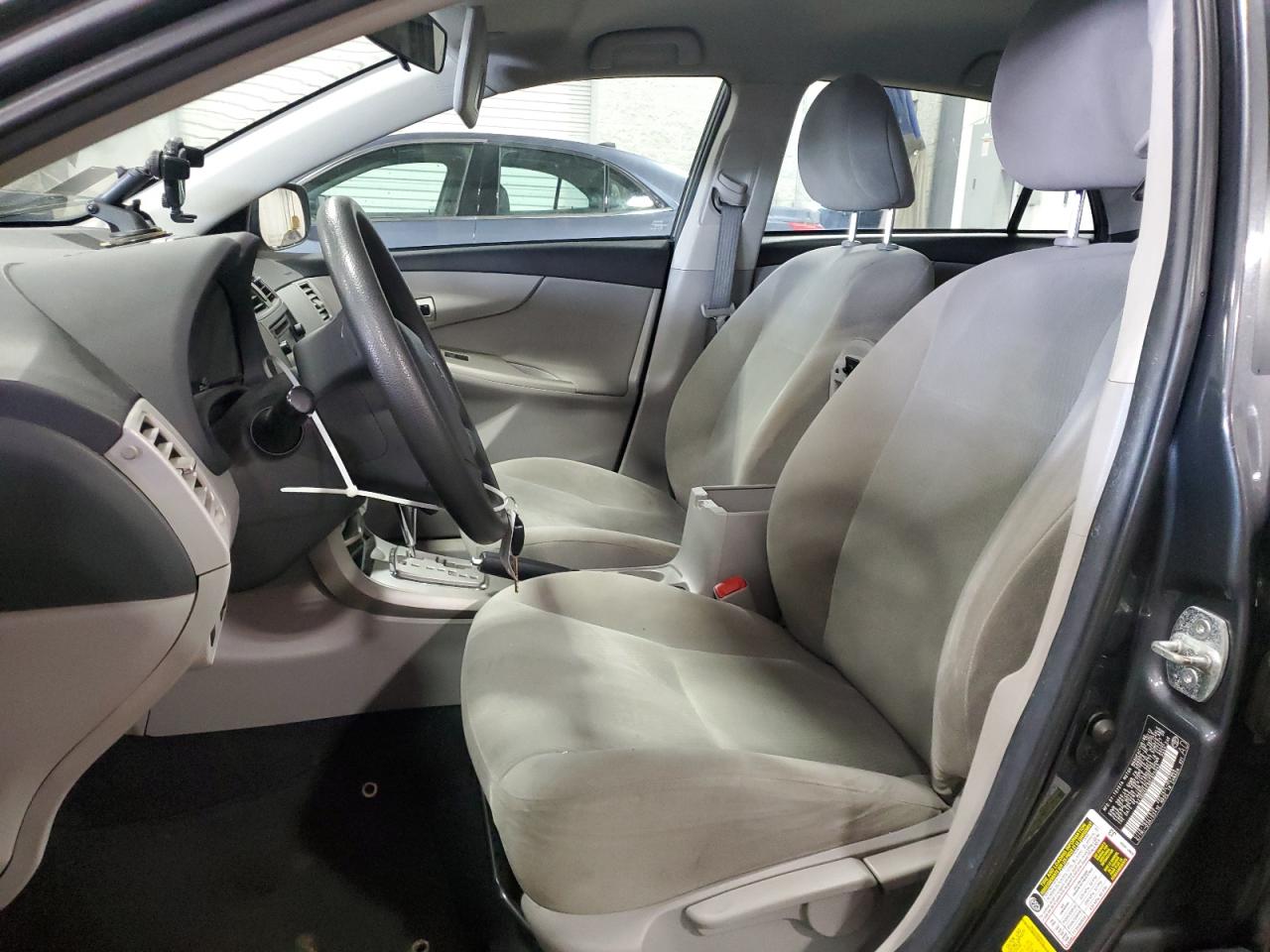 2013 Toyota Corolla Base VIN: 2T1BU4EE9DC975942 Lot: 63076365