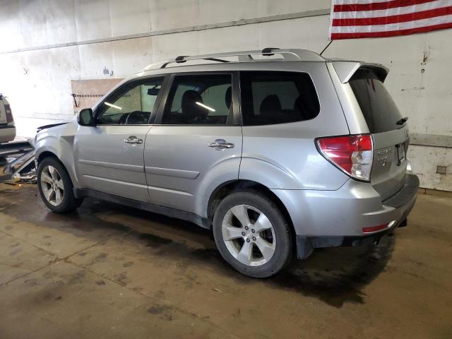  SUBARU FORESTER 2012 Серебристый