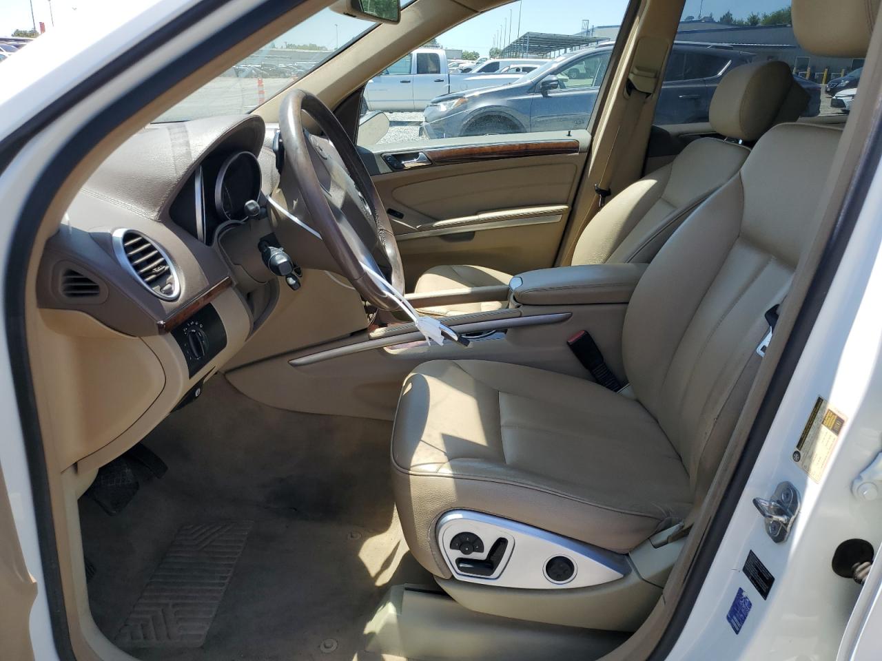 2010 Mercedes-Benz Gl 450 4Matic VIN: 4JGBF7BE9AA574239 Lot: 62600395