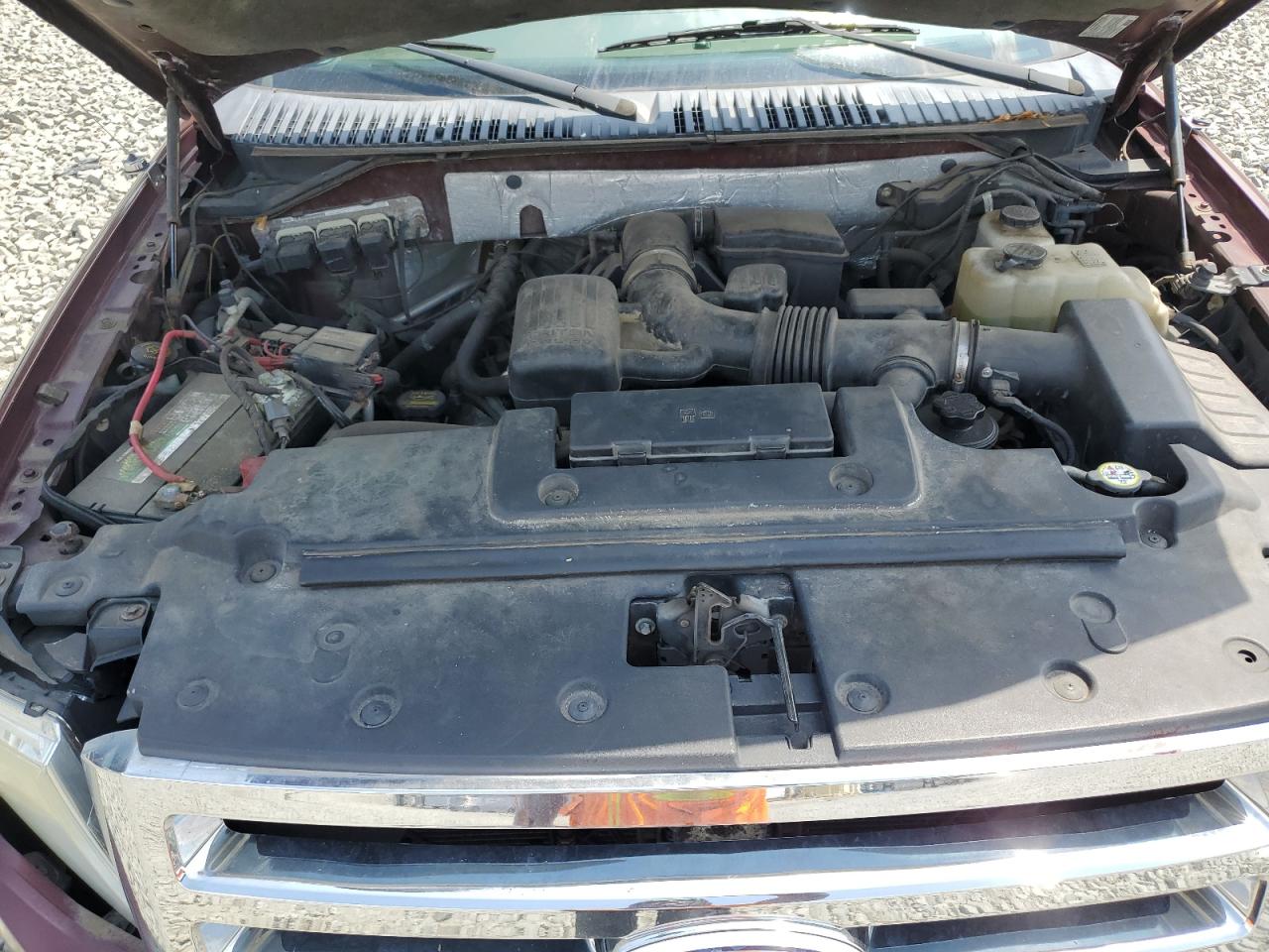 2010 Ford Expedition Xlt VIN: 1FMJU1G53AEB64987 Lot: 61951875