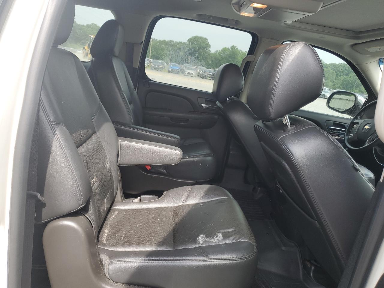 2014 Chevrolet Suburban K1500 Ltz VIN: 1GNSKKE70ER237697 Lot: 60029745