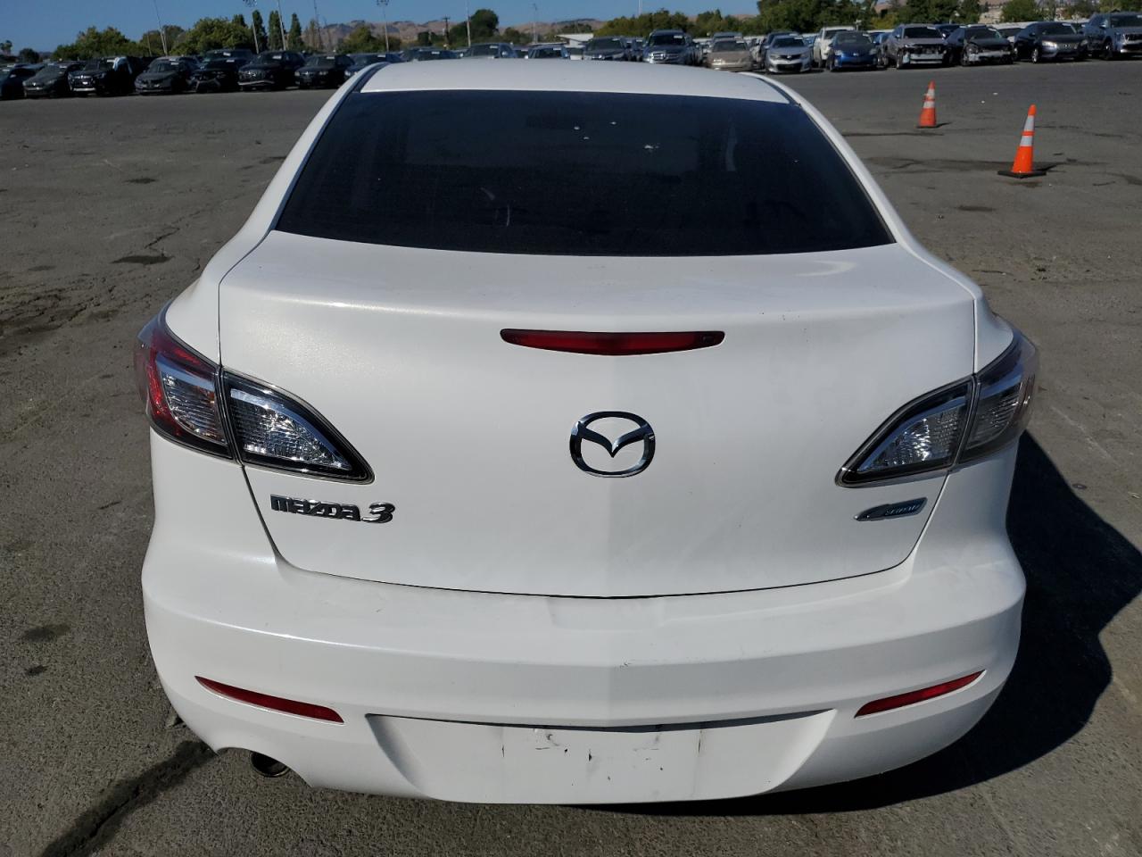 2013 Mazda 3 I VIN: JM1BL1VP2D1763083 Lot: 62792095