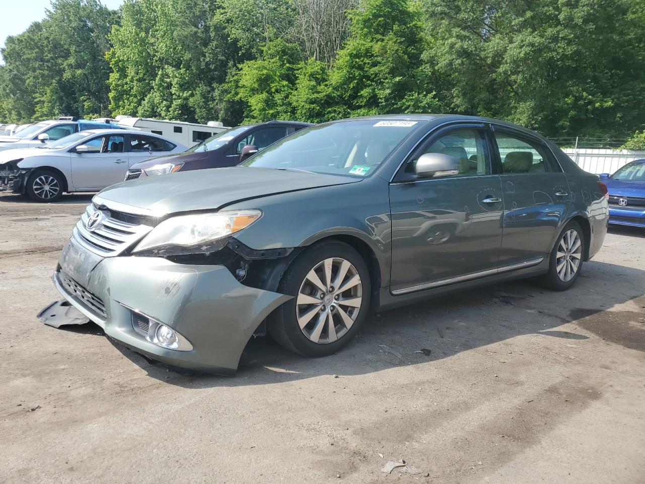 2011 Toyota Avalon Base იყიდება Glassboro-ში, NJ - Side