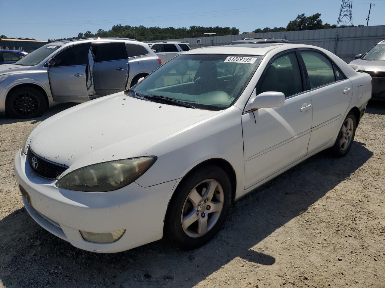 2005 Toyota Camry Le for Sale in Anderson, CA - Rear End