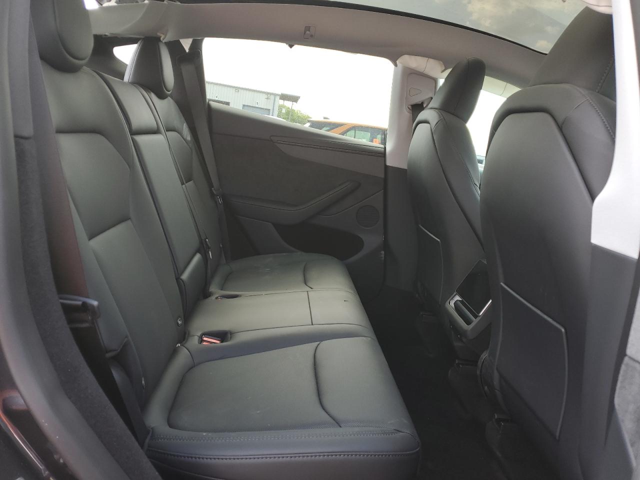 2026 Tesla Model Y VIN: 7SAYGDEE8TF334120 Lot: 67580075