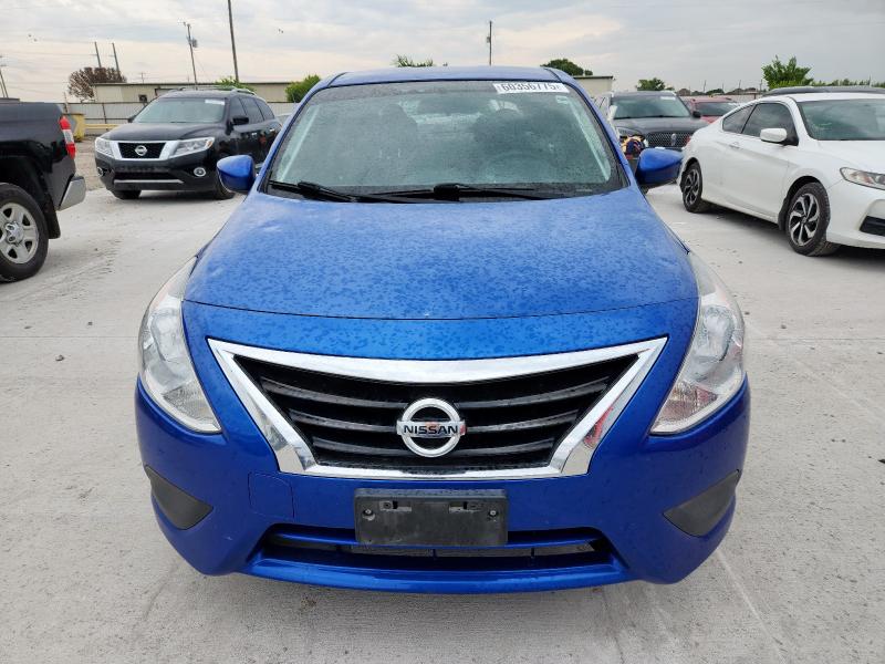  NISSAN VERSA 2015 Синий