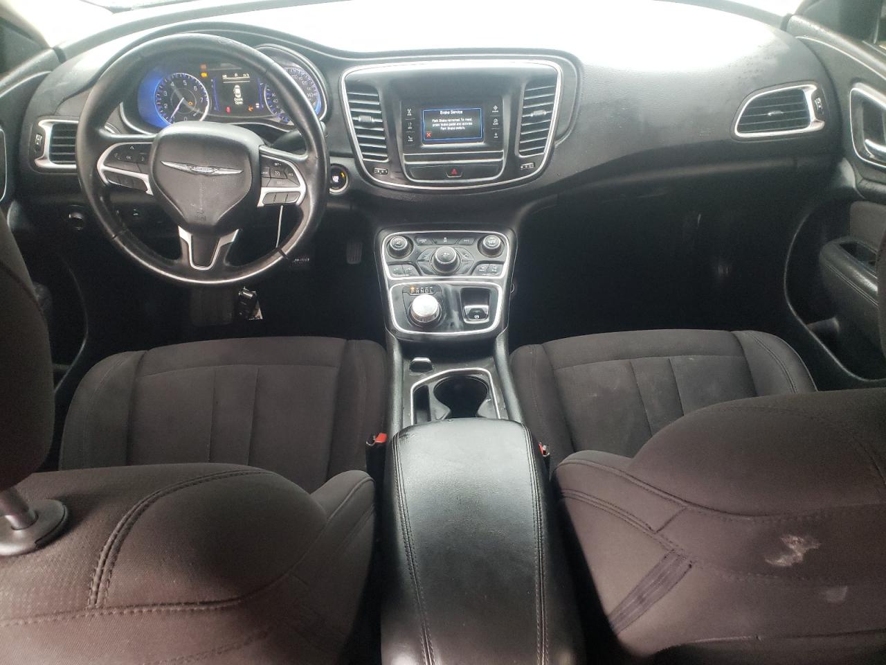 2015 Chrysler 200 Limited VIN: 1C3CCCAB3FN590202 Lot: 61070005