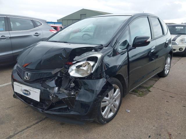 HONDA JAZZ ES + 2014