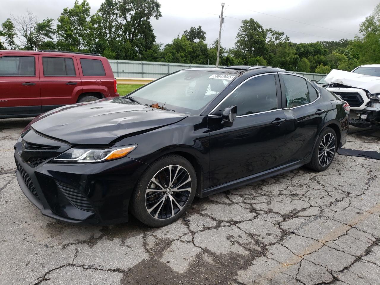 2019 Toyota Camry L იყიდება Rogersville-ში, MO - Top/Roof