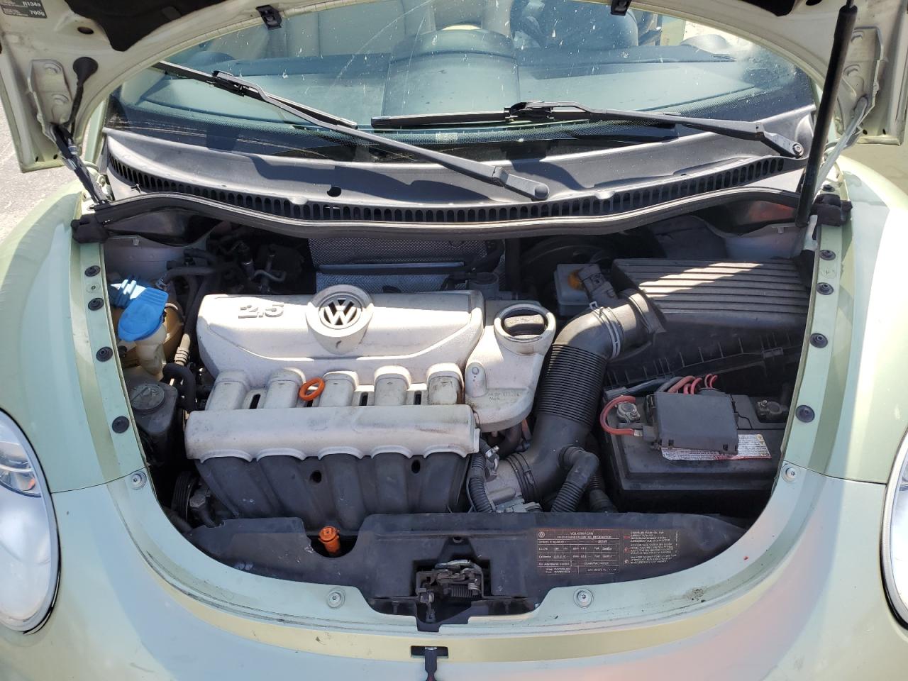 2009 Volkswagen New Beetle S VIN: 3VWRW31CX9M510525 Lot: 60941165