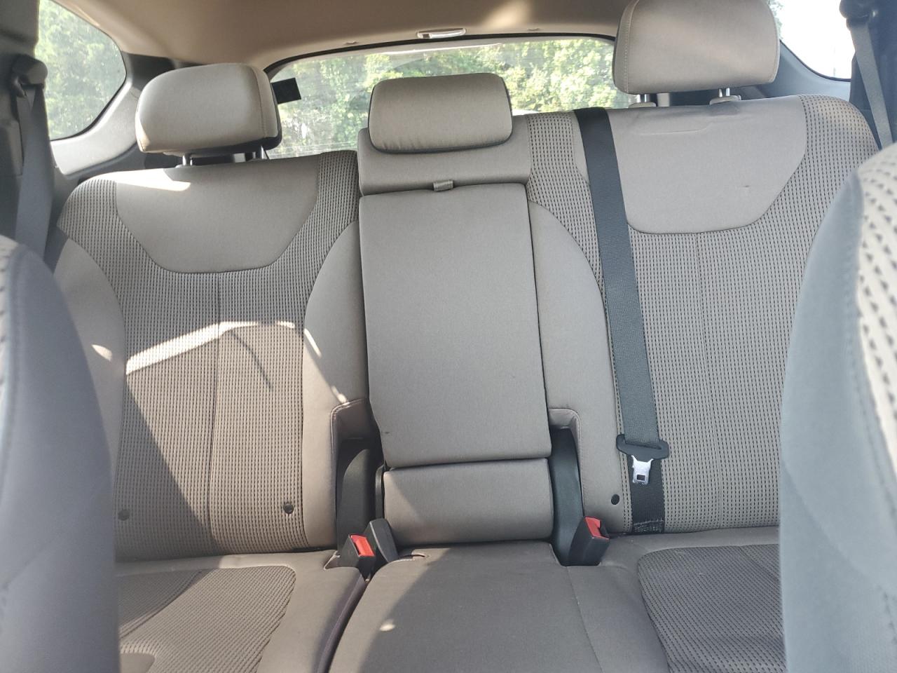 2020 Hyundai Santa Fe Sel VIN: 5NMS33AD8LH195692 Lot: 62137715