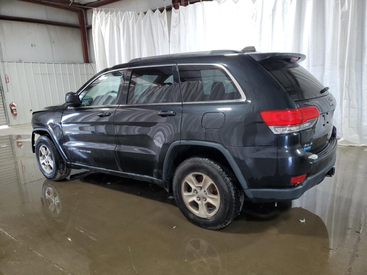 2014 Jeep Grand Cherokee Laredo black suv flexible 1C4RJFAG2EC128782 photo #3