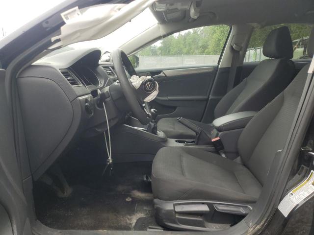 Sedans VOLKSWAGEN JETTA 2017 Czarny
