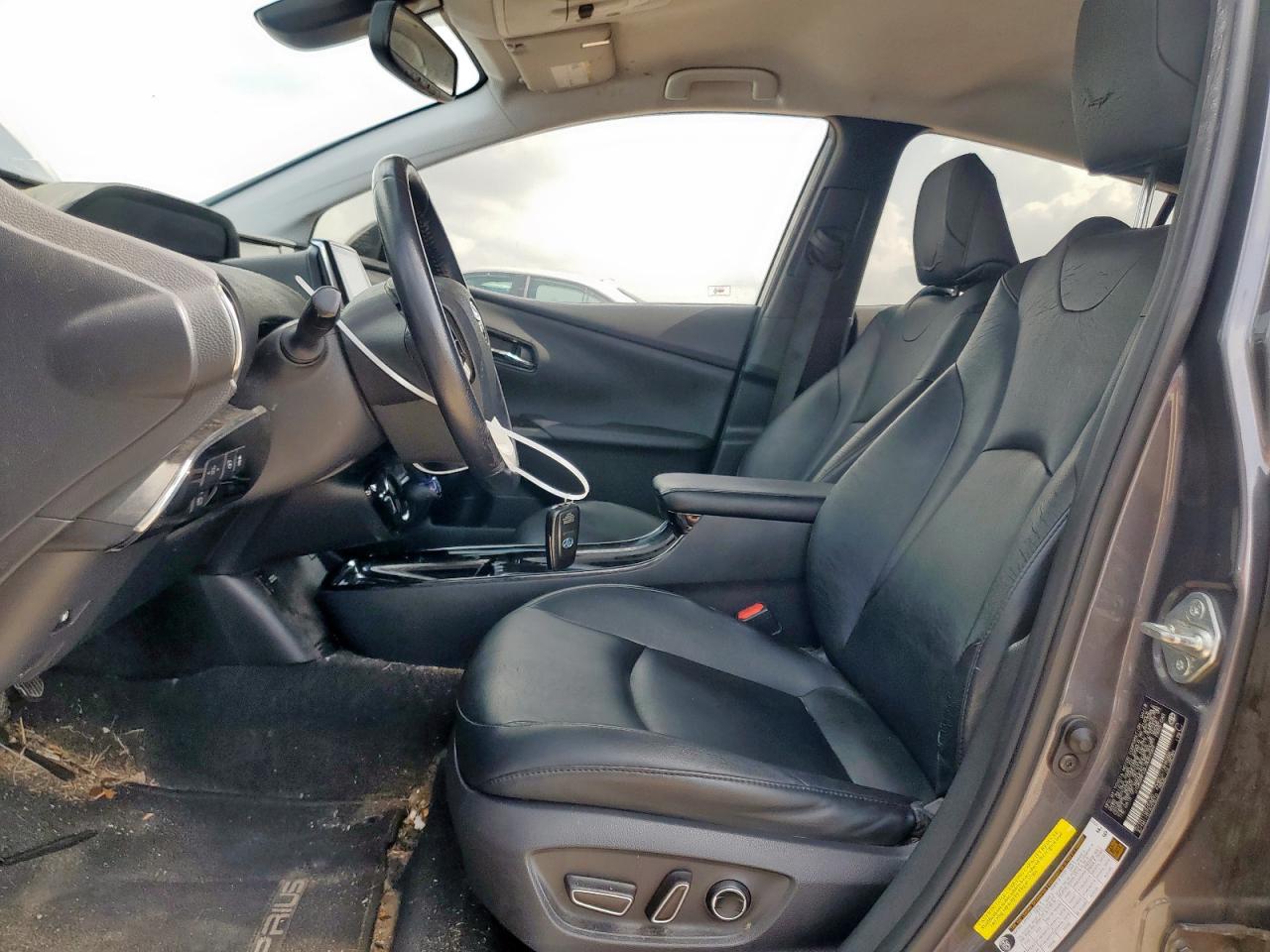 2018 Toyota Prius VIN: JTDKARFU2J3059569 Lot: 62960015