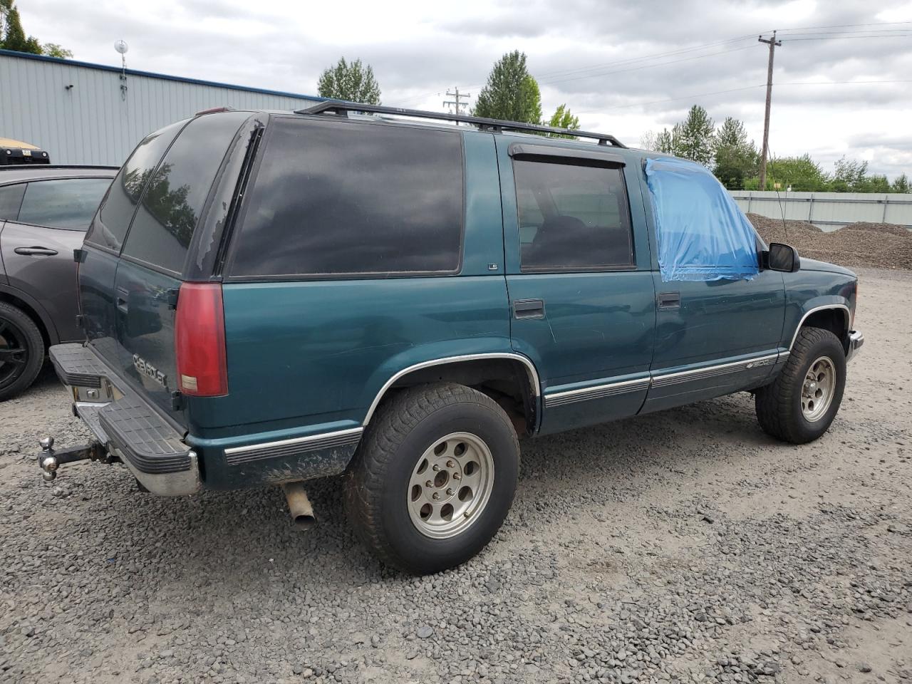 CHEVROLET TAHOE 1997 VIN 1GNEK13R6VJ340522 photo 3