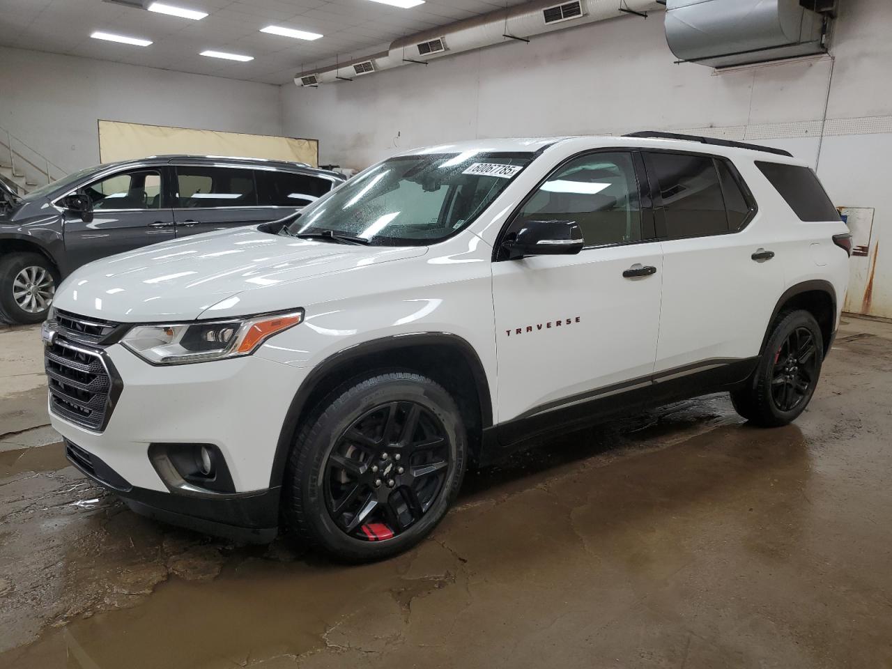 2018 Chevrolet Traverse Premier for Sale in Davison, MI - Front End