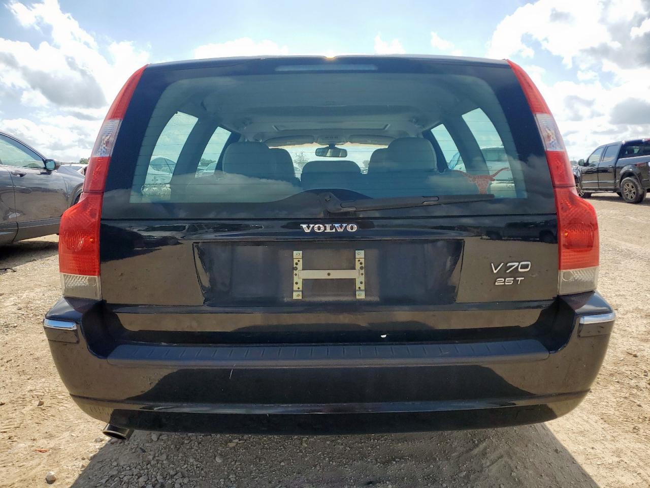 2005 Volvo V70 Fwd VIN: YV1SW592852490931 Lot: 62220595