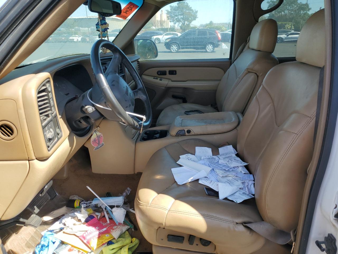2000 GMC Yukon Xl K1500 VIN: 3GKFK16T8YG124735 Lot: 62940885