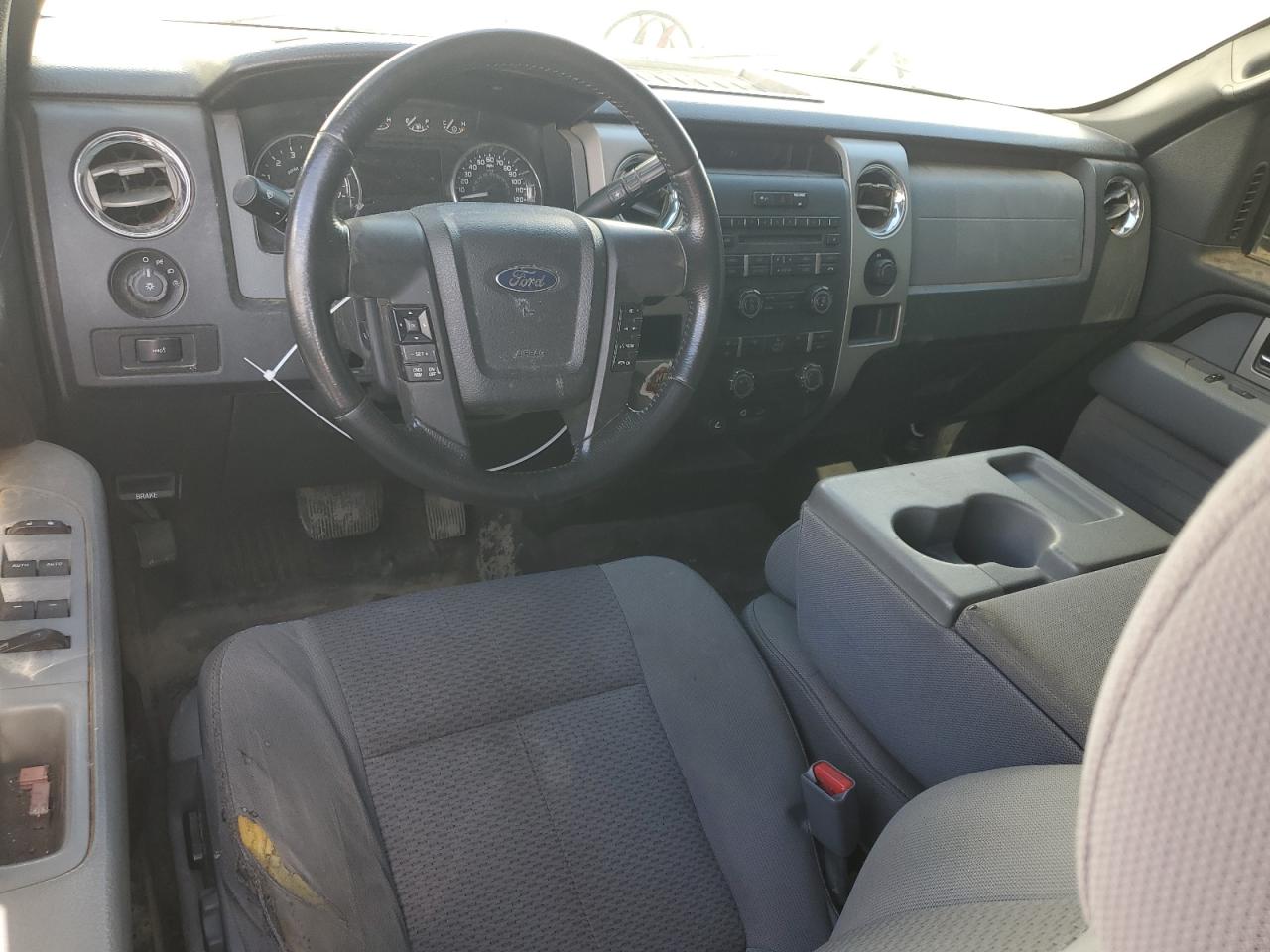2011 Ford F150 Super Cab VIN: 1FTFX1EF8BFB50236 Lot: 62964795