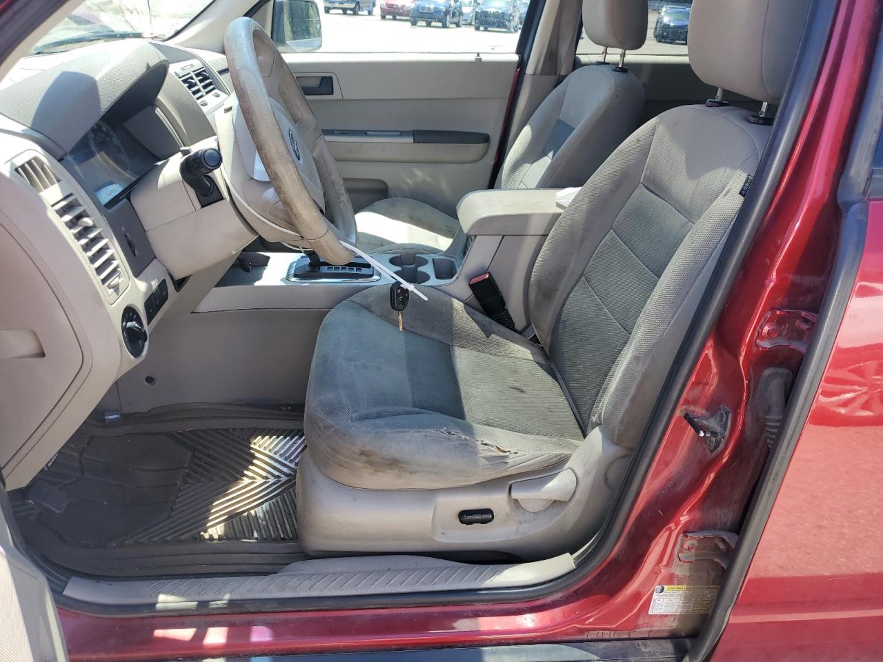 2008 Ford Escape Xlt VIN: 1FMCU93128KA72839 Lot: 63145615