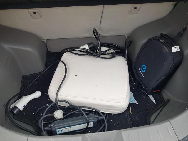 2015 NISSAN LEAF ACENT