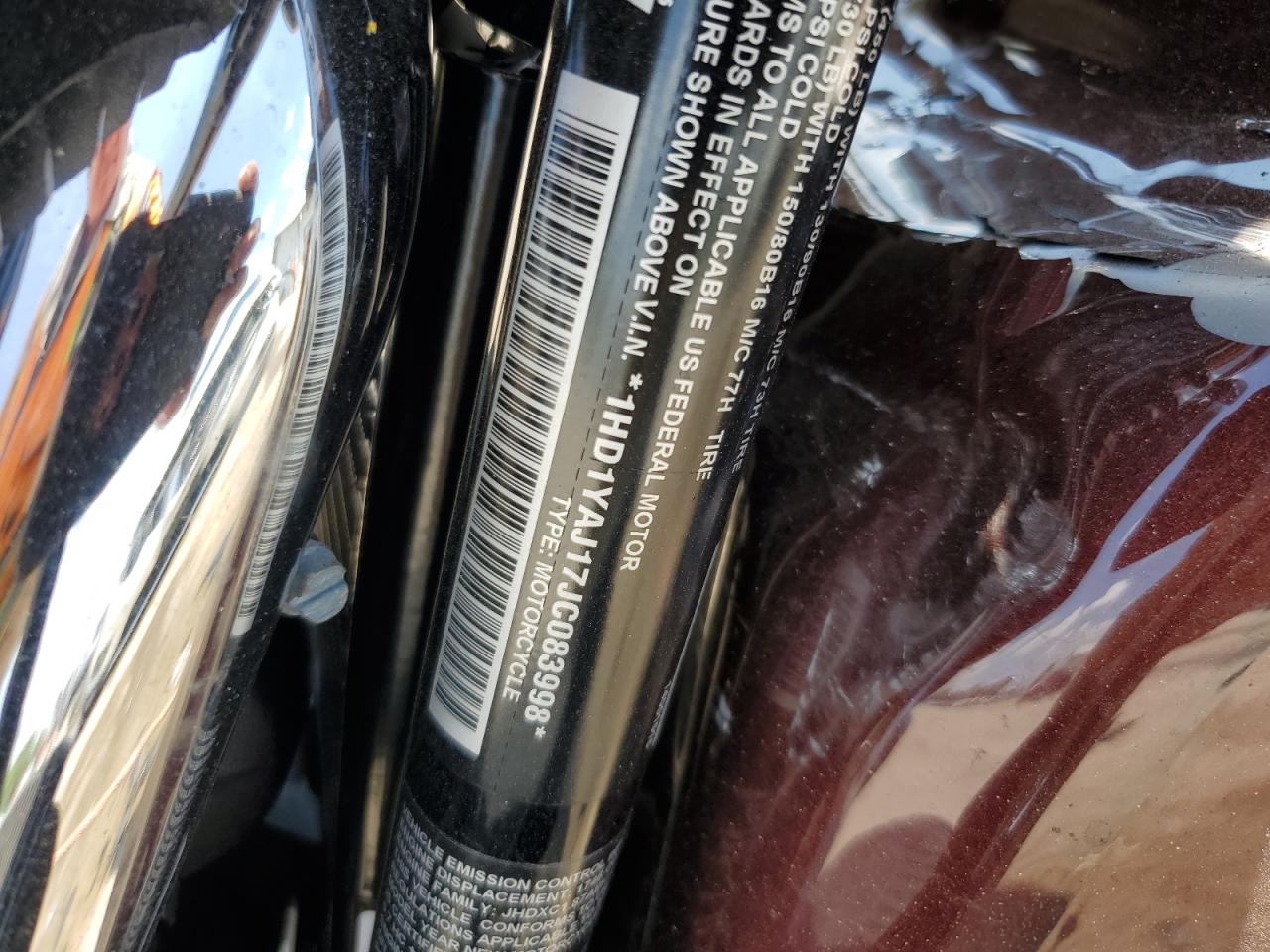 2018 Harley-Davidson Flhc Heritage Classic VIN: 1HD1YAJ17JC083998 Lot: 62142415