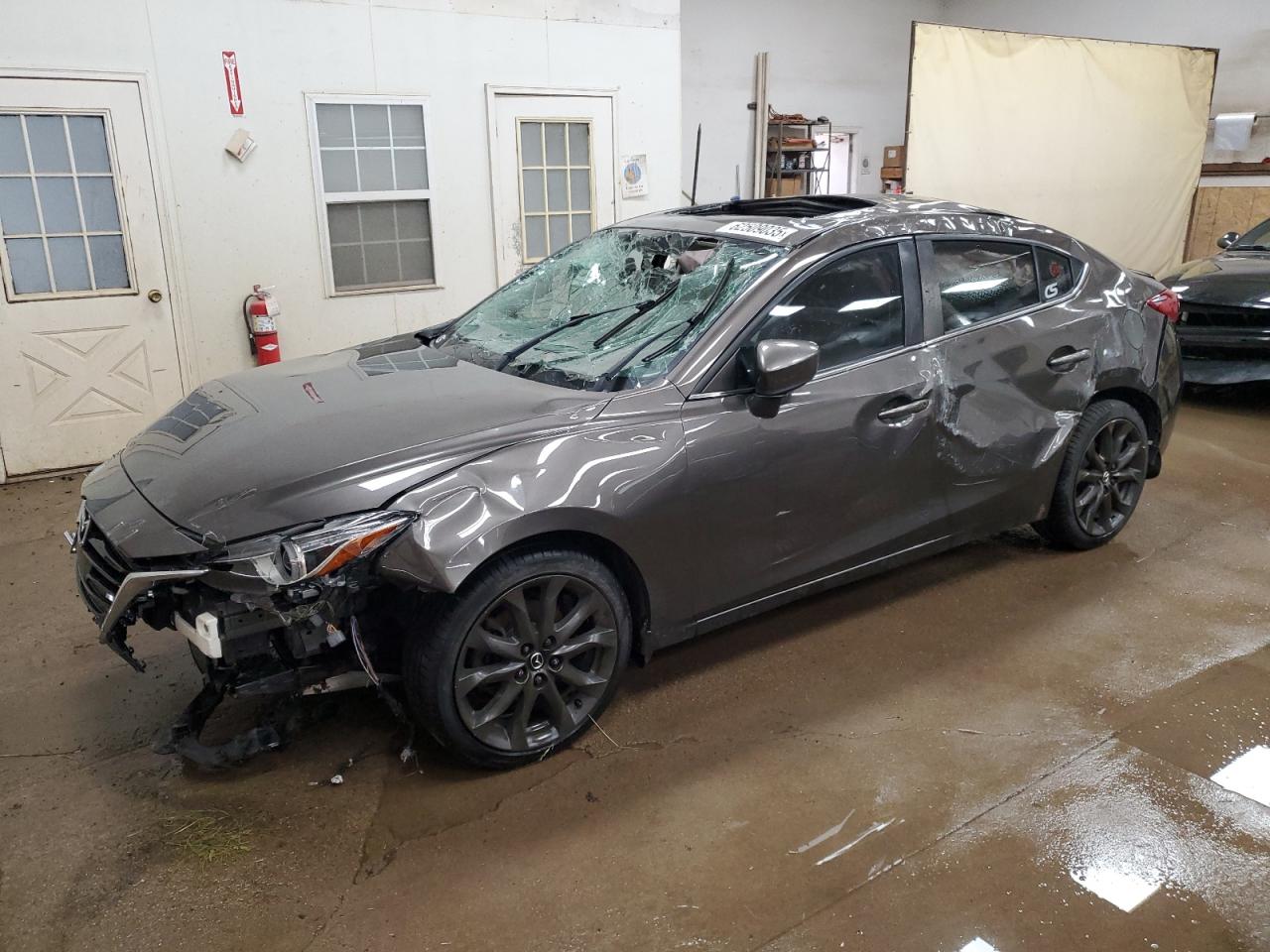 MAZDA 3 2016 VIN JM1BM1X34G1316900
