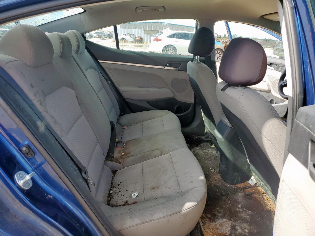 2019 Hyundai Elantra Se VIN: 5NPD74LF7KH494058 Lot: 62363575