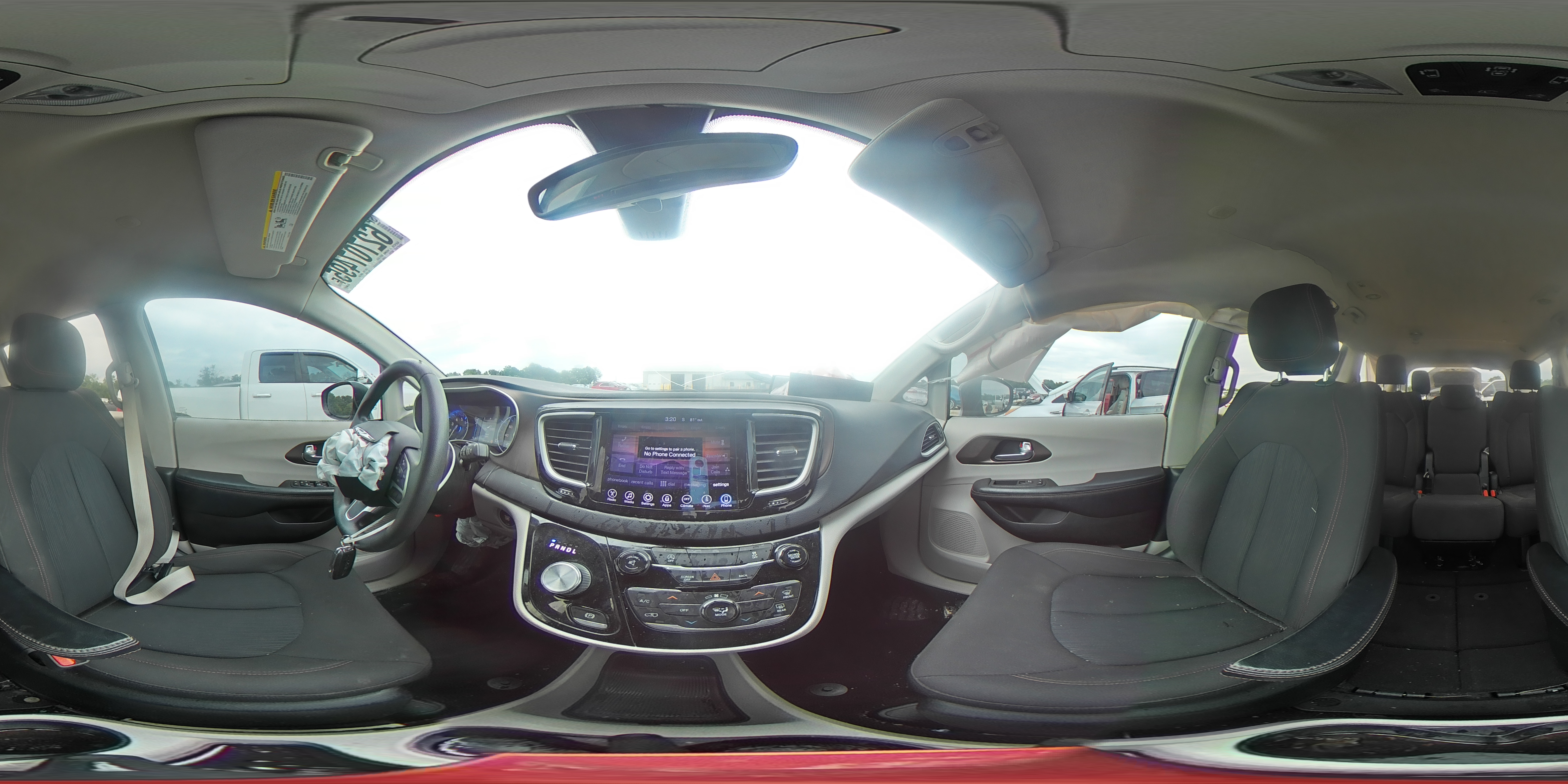 2017 Chrysler Pacifica Touring VIN: 2C4RC1DG5HR675856 Lot: 62707495